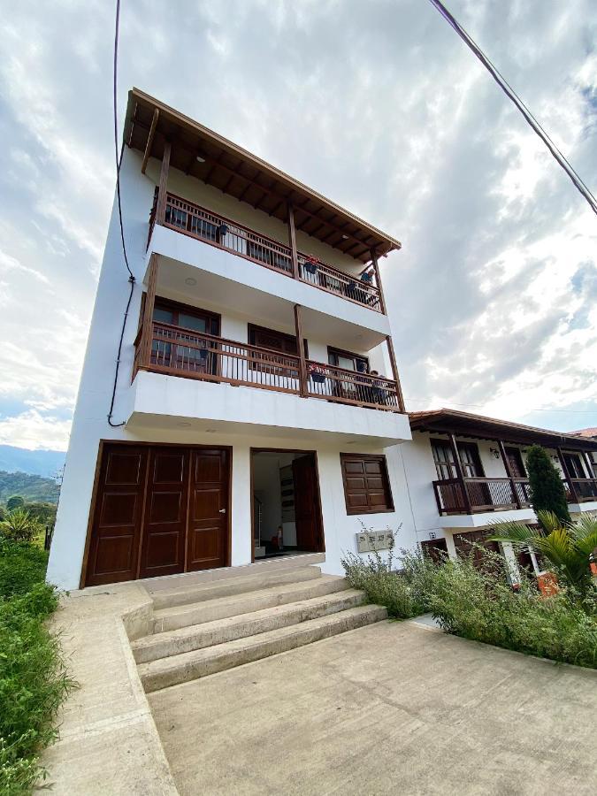 Apartamentos para descansar y disfrutar del paisaje Jardín Exterior foto
